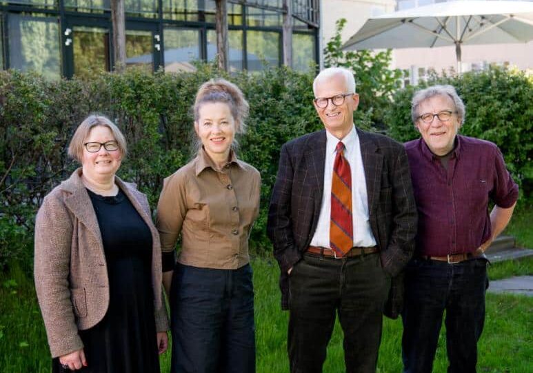 Årsutstillingsjuryen for 2022. F.v.: Marianne Moe (juryleiar), Cathrine Kullberg, Åsmund Thorkildsen (museets representant) og Ole Morten Rokvam.
